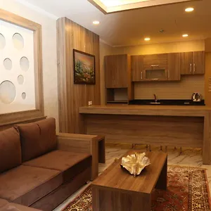 https://pearl-of-beirut-hotel-spa.beiruthotelsdirect.com
